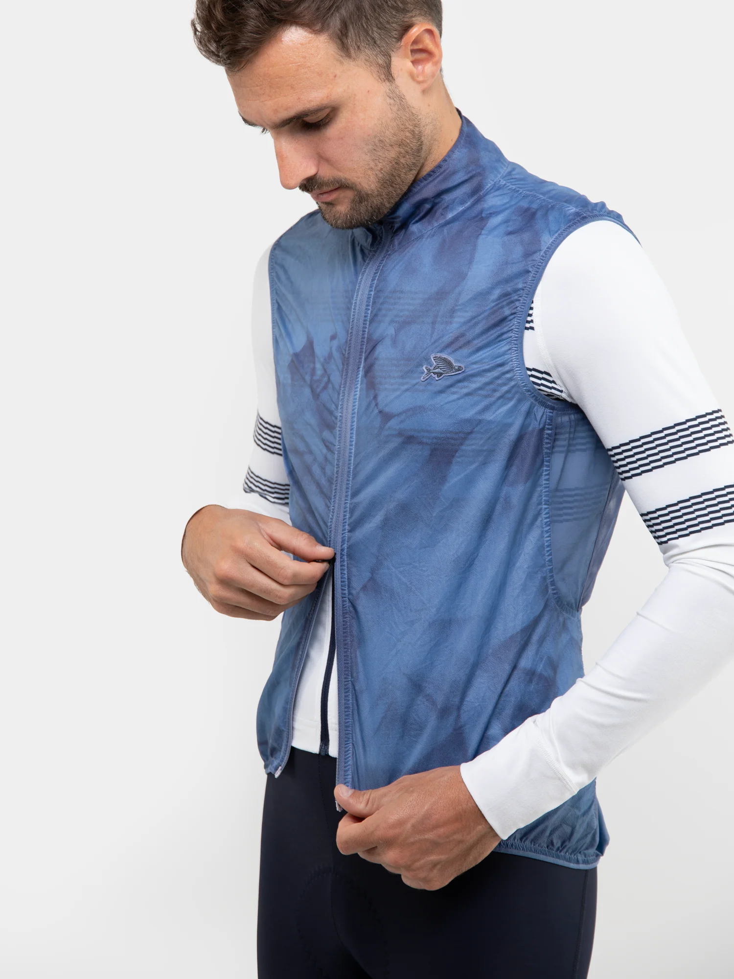NORINE GILET WINDPROOF COLD DYE NAVY – Bild 5